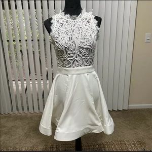 Luxxel Women’s White/Off WhiteThe Night Before Lace Dress Size Medium NWT